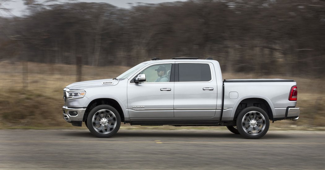 Ram 1500 Limited Crew Cab