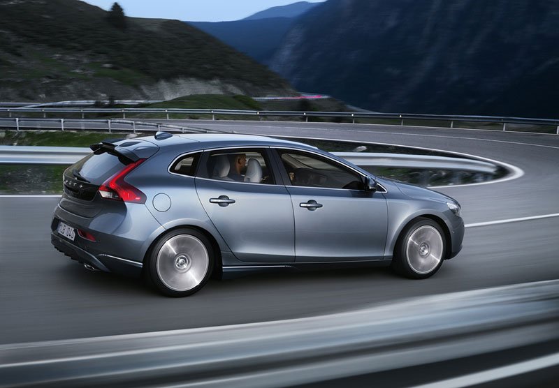 Volvo V40