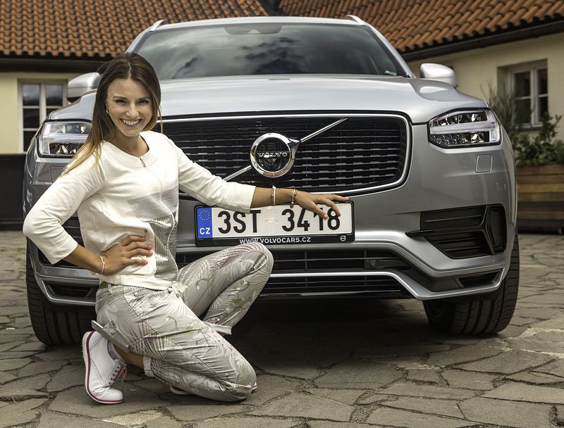 Nejnověji nadějná golfistka přesedla do XC90