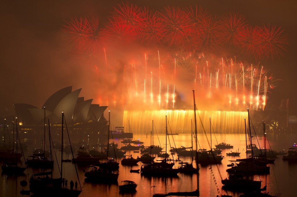 Novoroční ohňostroj v Sydney.