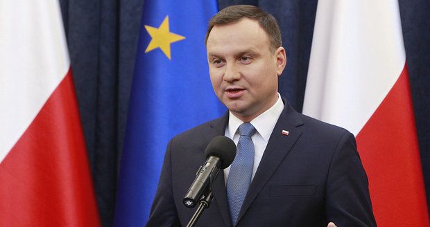 Polský prezident Duda nedbá kritiky z EU. Sporné zákony o justici podepíše