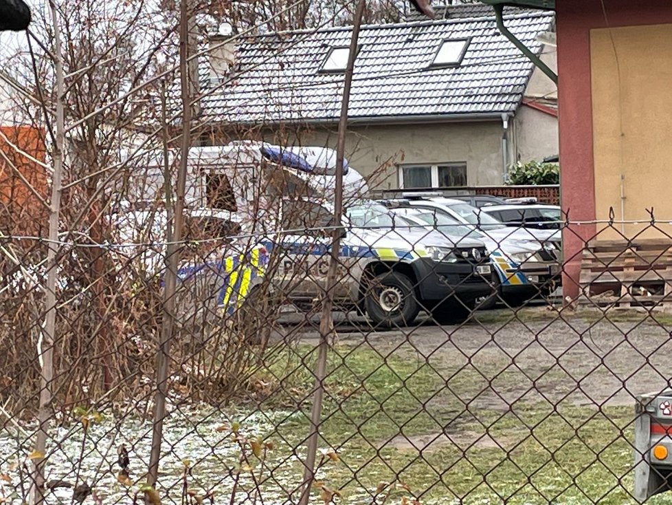 Žena přinesla na policejní služebnu mrtvého novorozence.