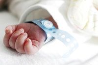 Náhradní mateřství po česku: Až za půl milionu!