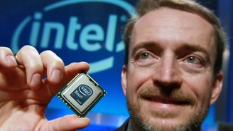 V Česku se začíná prodávat čínský procesor, jediná konkurence Intelu a AMD