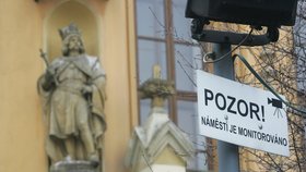 Nový Bydžov řeší problémy s kriminalitou i romskou menšinou. Po řadě bezpečnostních opatřenní se nyní dočkal zajímavé podpory od státu na řešení romské otázky