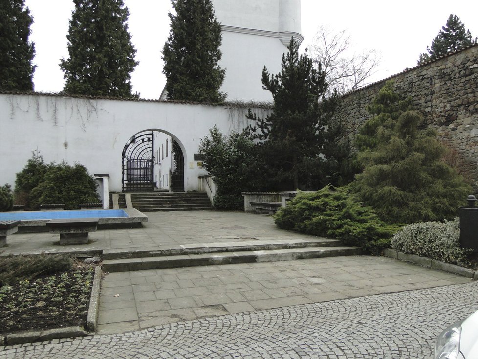 Nový Jičín přestavuje vstup do Žerotínského zámku.