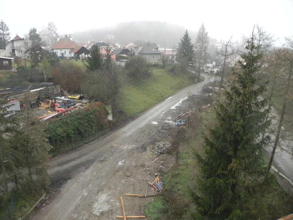 Černá Hora si oddechne, denně ji od jara drtilo až 15 tisíc aut.