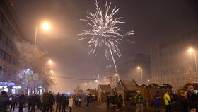 Prahu ovládly oslavy Nového roku.