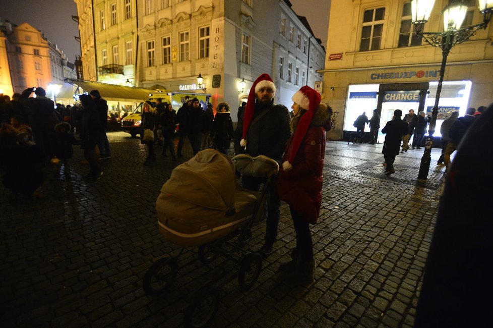 V ulicích Prahy je zatím jen minimum lidí