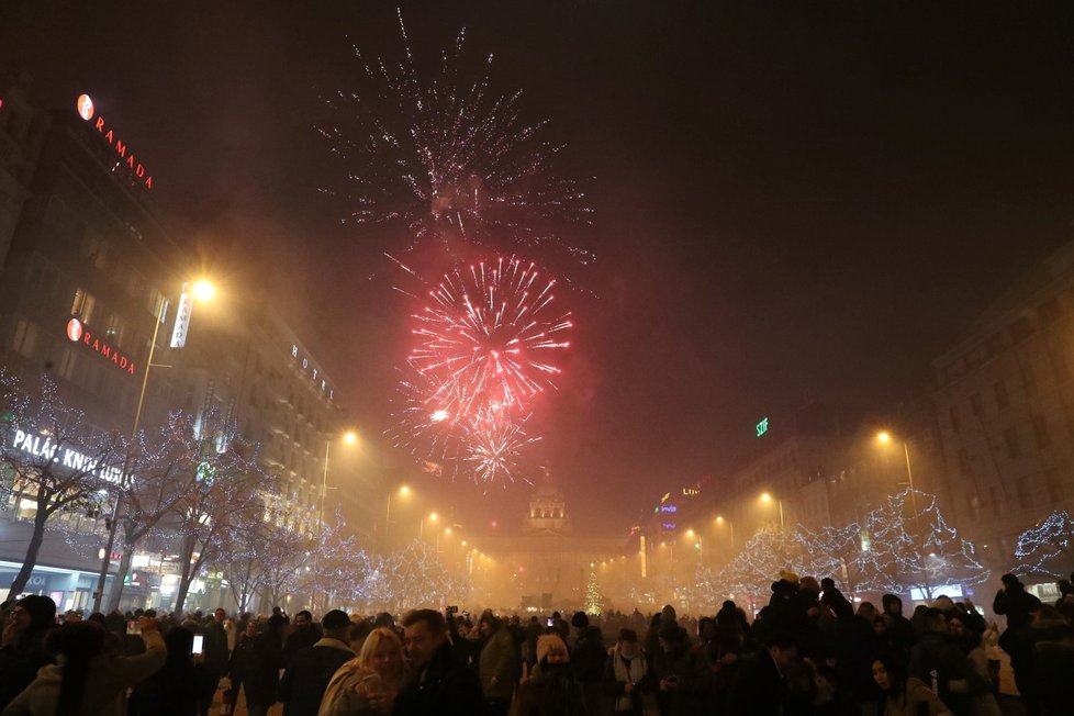 Po Praze se slaví: přišel nový rok 2020