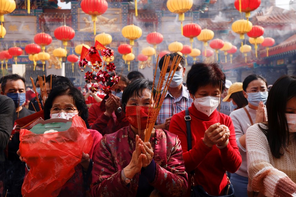 Koronavirus v Číně: Město Wu-chan jako epicentrum nákazy nyní slaví lunární Nový rok.