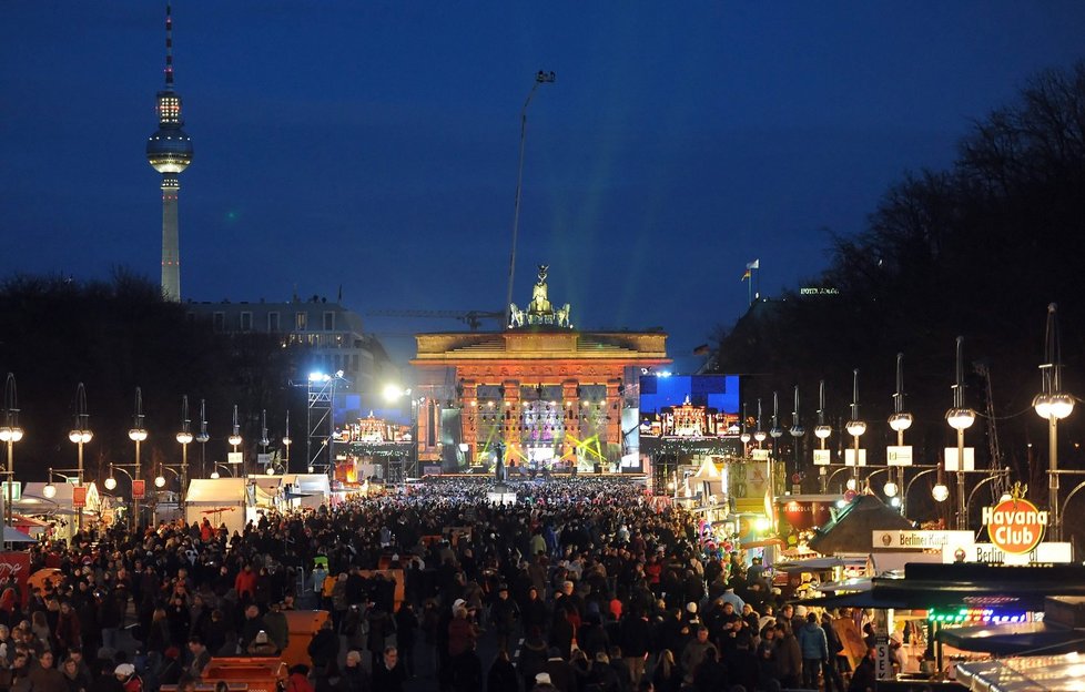 V Německu už probíhají bujaré oslavy