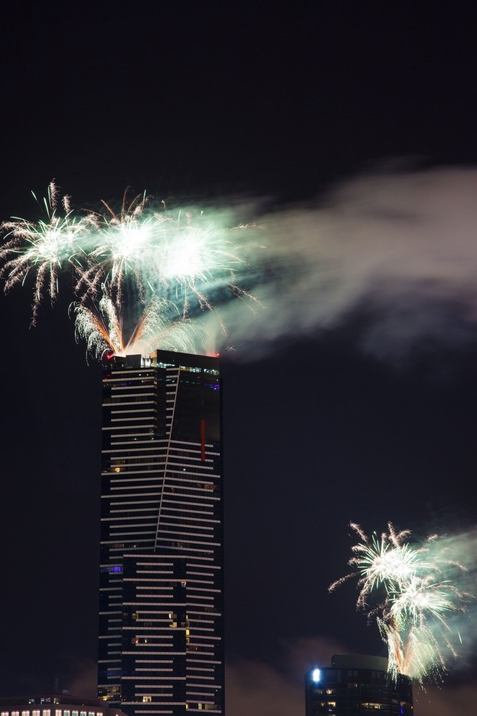 Města v Australii se na několik minut rozsvítila, vítali totiž nový rok