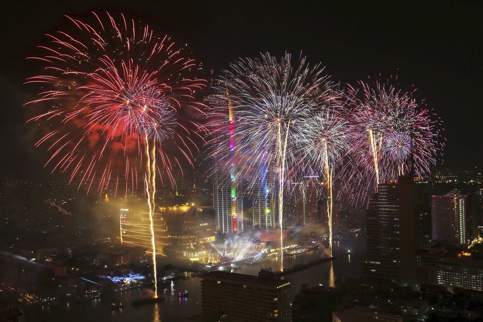 Oslavy Nového roku v Bangkoku.