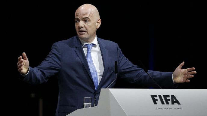 Nový šéf FIFA Giovanni Infantino