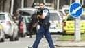 Při krvavém útoku na mešity zemřely na Novém Zélandu desítky lidí.