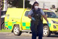 Po útoku přívržence ISIS bojují tři lidé o život. Na Nový Zéland dorazil jako uprchlík