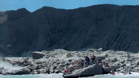 Počet obětí po erupci sopky na Novém Zélandu nejspíš vzroste.
