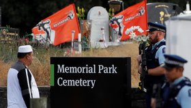 Na Novém Zélandu začali dnes pochovávat první z padesátky obětí střelby ve dvou mešitách ve městě Christchurch. (20. 3. 2019)