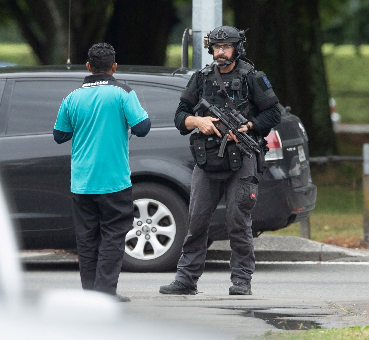 Útočníci v mešitách na Novém Zélandě zabili mnoho lidí (15.3.2019)