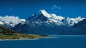 Aoraki/Mount Cook, nejvyšší hora Nového Zélandu, je bezesporu hodně „profláklá“, ale některé věci prostě nelze kvůli jejich kráse vynechat.