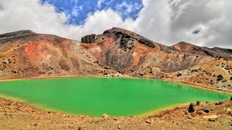 Nový Zéland objektivem mobilu: od křišťálových jezer po sopečný Mordor Nový Zéland objektivem mobilu: od křišťálových jezer po sopečný Mordor