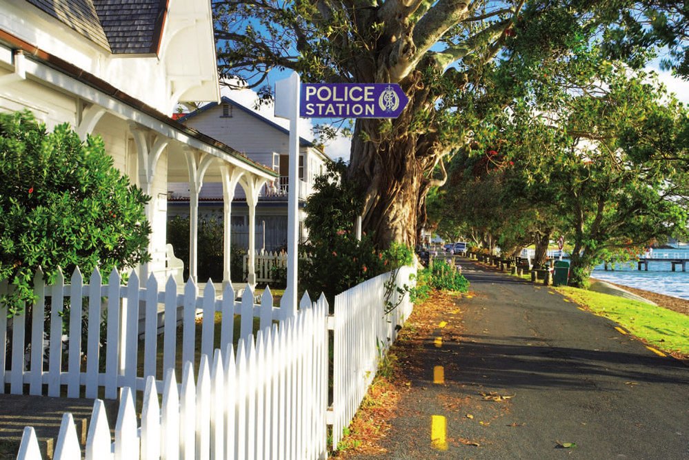 Na autech novozélandského policejního sboru nenajdete žádné reklamní heslo, policisté jsou tu vlídní i bez toho.