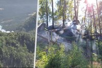 Národní park České Švýcarsko opět v plamenech: Vrtulník shazoval opakovaně vodu, hasiči požár zlikvidovali