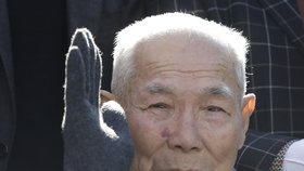 Korejec I Čun-sik (94) se soudí s Japonskem o odškodné za nucené práce.