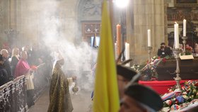 Pohřeb kardinála Dominika Duky: Apoštolský nuncius Jean Thaddeus Okolo (15.11.2025)