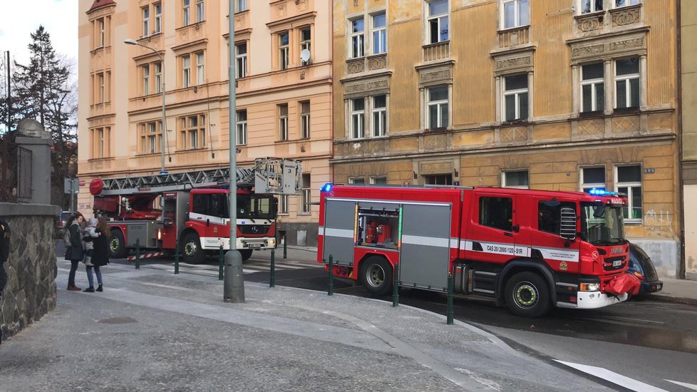 5. března 2019: V úterý v brzkých ranních hodinách hořelo v horních patrech domu v ulici Svatoslavova.