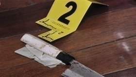 Nůž, kterým Číňan ubodal pět policistů