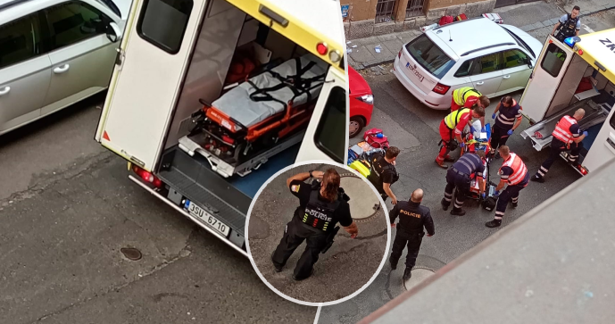 Chlapeček v Nymburce vypadl z okna činžáku: V nemocnici zemřel