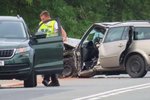 Tragická nehoda na Nymbursku. Čelní srážku nepřežil řidič.