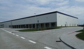 Raiffeisen koupila pro realitní fond nové továrny na Plzeňsku
