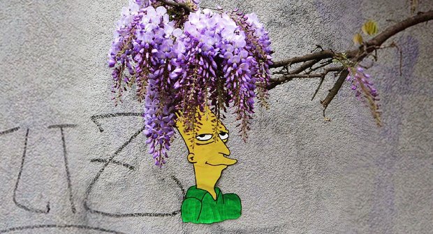 Křivák Bob ze Simpsonových je ve Francii: Na zdi má nový jarní účes