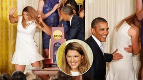 Hvězda amerického univerzitního týmu Stefanie Dolson se před prizentem Obamou skácela z pódia