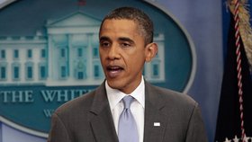 Barack Obama slaví vítězství, krize ale pokračuje