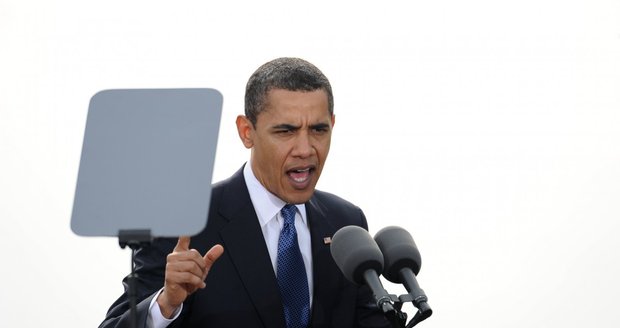 Prezident Spojených států amerických Barack Obama přednáší svůj jediný veřejný projev během své návštěvy Evropy. 