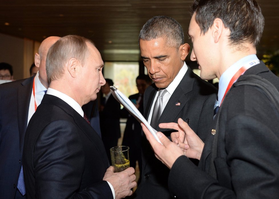 Putin a Obama se prý sešli hned na několika krátkých neformálních schůzkách
