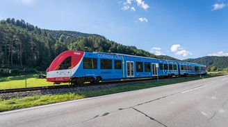 Rakouské dráhy pustily na koleje první vodíkový vlak. Za deset let jich má být mnohem víc