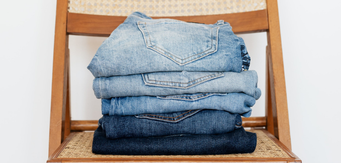 Zvládnite nákup džínsov on-line: aký strih a ako sa zmerať?