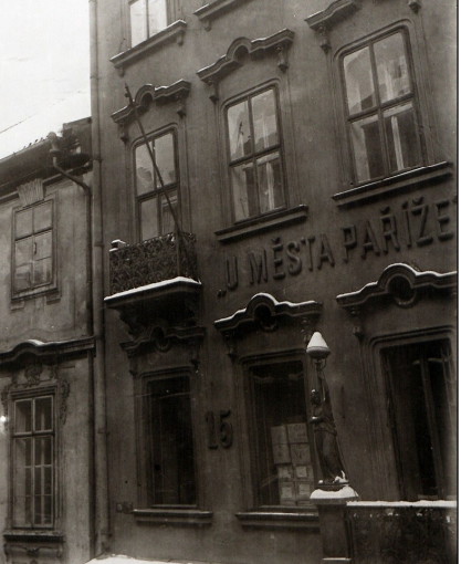 Obchodní dům U města Paříže v Celetné ulici byl ve své době největší v Evropě