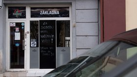 Zavřené prodejny obchodů v Hradci Králové (28. 12. 2020)