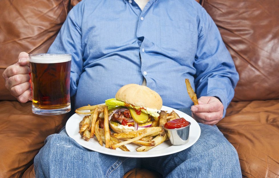 Pokud se obézní člověk pohybu nevěnuje, klesá jeho střední délka života v průměru o sedm let.