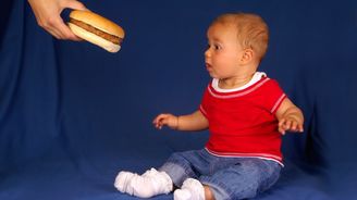 Všechny české děti chodí do fastfoodů, nadváhou trpí třetina z nich