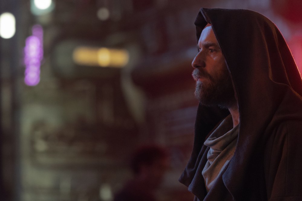 Seriál Obi-Wan Kenobi působí jako Star Wars: Epizoda III a pů