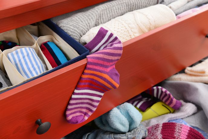 Víte kolik máte oblečení ve skříni?