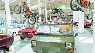 Nejen motor nebo převodovka, ale i některé designové prvky pocházejí z obyčejného malucha Nejen motor nebo převodovka, ale i některé designové prvky pocházejí z obyčejného malucha