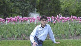 Kampaň na osvobození obviněného Malekpúra z roku 2012 se pokouší programátora ospravedlnit